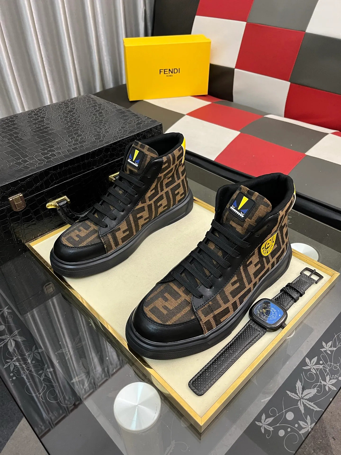 Men's Men's Shoes 💰440⌚️⌚️《 Fendi FENDI* 》 Latest hot-selling casual shoes, top brand [seduce] luxury ~ purchasing agency, top quality ~. [Strong] The upper is made of imported breathable cowhide with material ➕ breathable sheepskin lining (•) and fine workmanship. The original stylish and stylish soft rubber wear-resistant outsole is light and comfortable on the feet. The real thing looks better when taken in real life. Number of sizes: 38-442️⃣Colors available